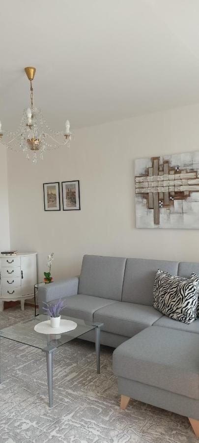 Prima Apartman Apartment Kosice Ngoại thất bức ảnh